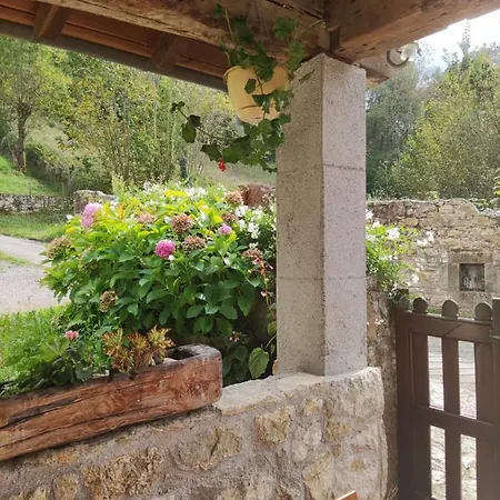 Apartamento Rurales La Caviana