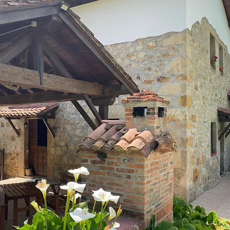 Apartment Rurales La Caviana *